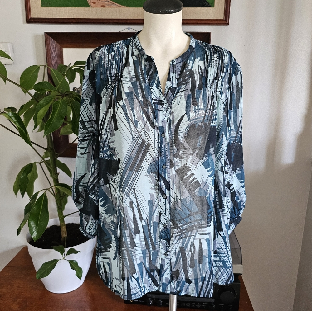 Banana Republic Sheer Flare Abstract Quarter Sleeve Button-down Shirt Size L